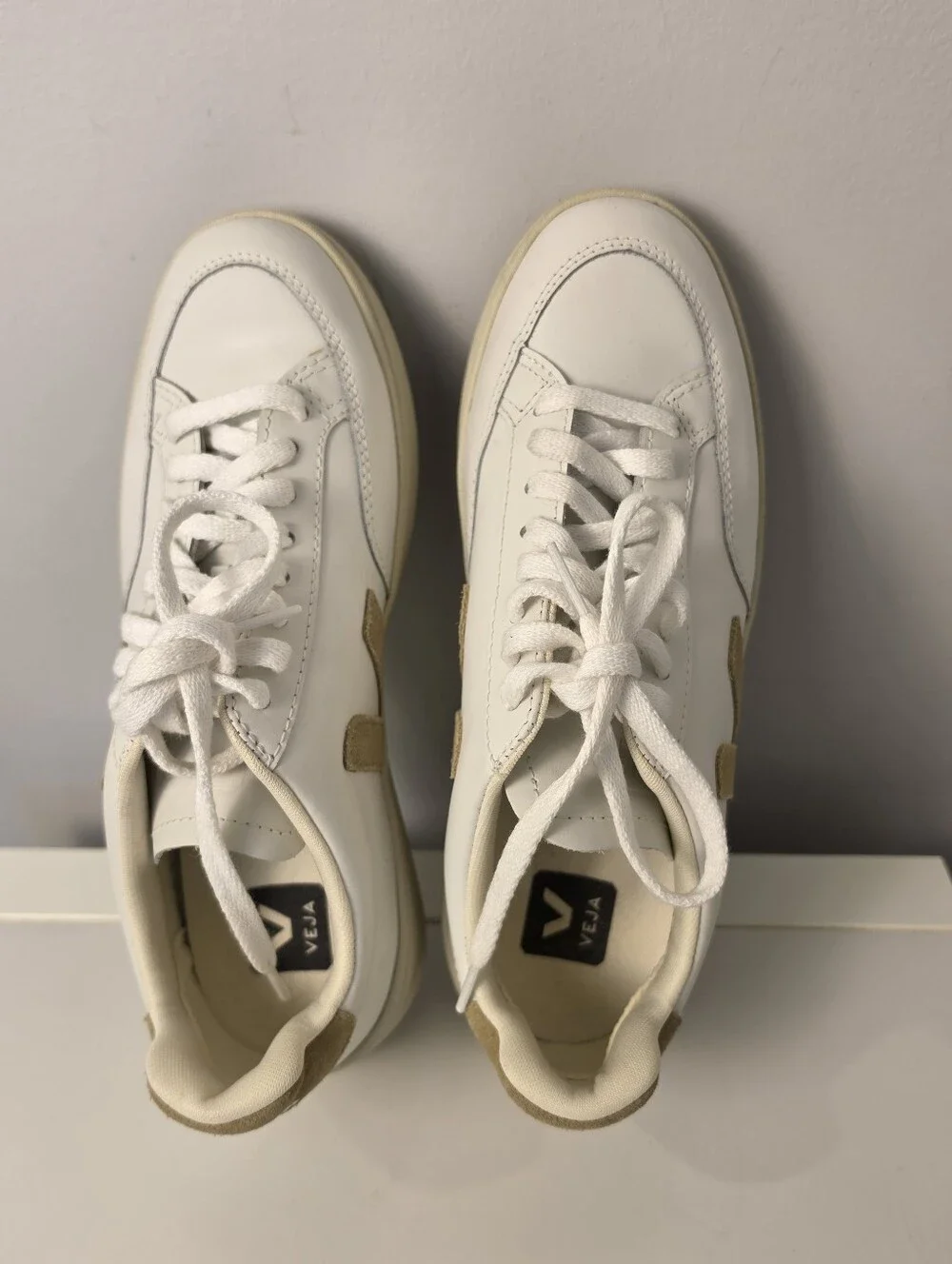 Veja V-12 Leather Suede Sneakers White Dune Size US 8 EU 39
